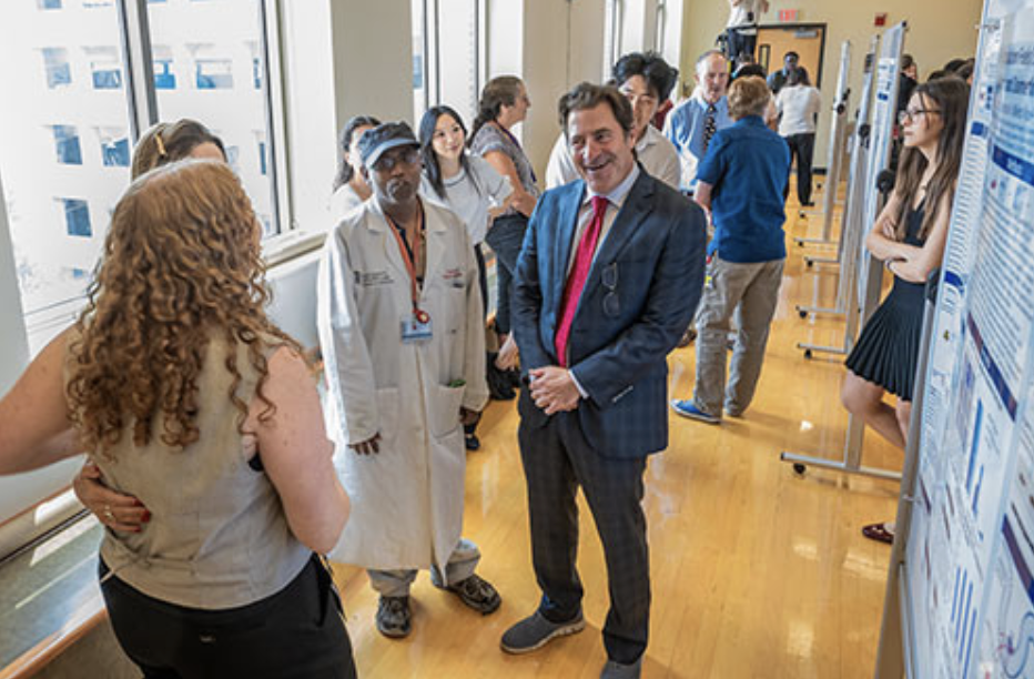 School of Medicine Dean Gladwin at the Student Research Forum